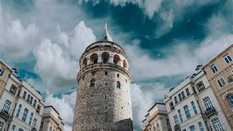  Quintessential Istanbul: Exploring the City's Architectural Marvels Through Time